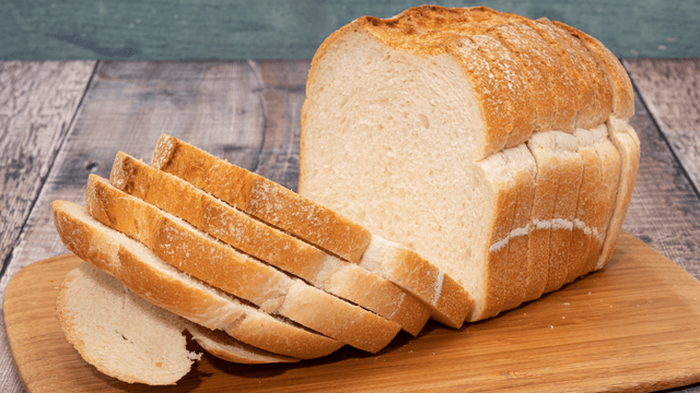 「{食;しょく}パン」と「トースト」の{違;ちが}いとは？