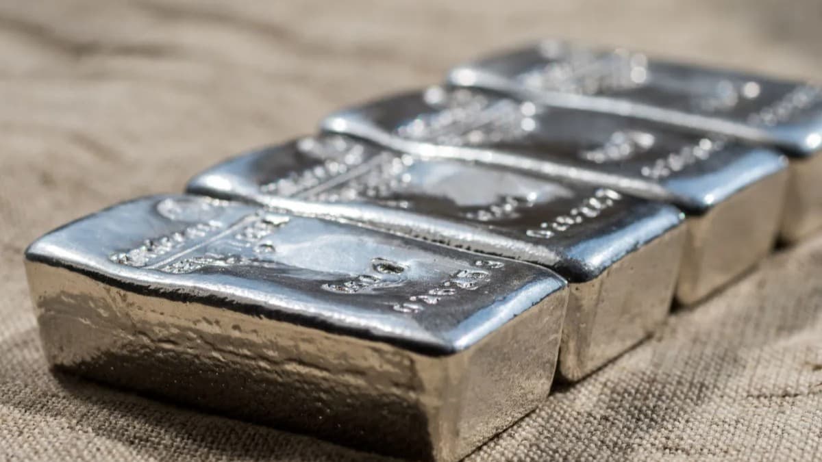 銀の価格がまた大きく下がる　―　2008年と同じくらいの下落