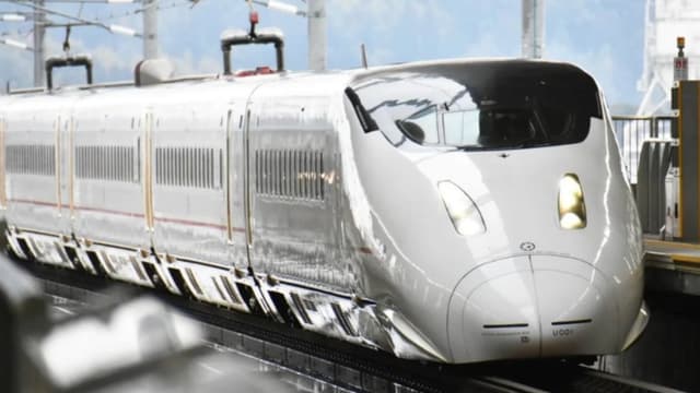 <ruby ><rb><span class="unknown" word="鹿児島">鹿児島</span></rb><rt>かごしま</rt></ruby><span class="" word="で">で</span><ruby ><rb><span class="jlpt-n3" word="観光">観光</span></rb><rt>かんこう</rt></ruby><span class="" word="の">の</span><span class="" word="た">た</span><span class="" word="め">め</span><span class="" word="に">に</span><ruby ><rb><span class="jlpt-n2" word="新幹線">新幹線</span></rb><rt>しんかんせん</rt></ruby><span class="" word="が">が</span><ruby ><rb><span class="jlpt-n3" word="無料">無料</span></rb><rt>むりょう</rt></ruby><span class="" word="に">に</span><span class="" word="な">な</span><span class="" word="り">り</span><span class="" word="ま">ま</span><span class="" word="す">す</span>