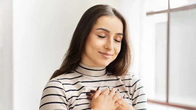 <ruby ><rb><span class="" word="高">高</span></rb><rt>たか</rt></ruby><span class="" word="い">い</span><ruby ><rb><span class="unknown" word="感受">感受</span><span class="jlpt-n3" word="性">性</span></rb><rt>かんじゅせい</rt></ruby><span class="" word="を">を</span><ruby ><rb><span class="" word="持">持</span></rb><rt>も</rt></ruby><span class="" word="つ">つ</span><span class="" word="こ">こ</span><span class="" word="と">と</span><span class="" word="の">の</span><ruby ><rb><span class="jlpt-n3" word="心理">心理</span><span class="jlpt-n3" word="学">学</span><span class="jlpt-n1" word="的">的</span></rb><rt>しんりがくてき</rt></ruby><ruby ><rb><span class="jlpt-n1" word="側面">側面</span></rb><rt>そくめん</rt></ruby><span class="" word="と">と</span><span class="jlpt-n5" word="その">その</span><ruby ><rb><span class="jlpt-n3" word="影響">影響</span></rb><rt>えいきょう</rt></ruby><span class="" word="に">に</span><ruby ><rb><span class="" word="関">関</span></rb><rt>かん</rt></ruby><span class="" word="す">す</span><span class="" word="る">る</span><ruby ><rb><span class="unknown" word="最新">最新</span></rb><rt>さいしん</rt></ruby><ruby ><rb><span class="jlpt-n4" word="研究">研究</span></rb><rt>けんきゅう</rt></ruby>